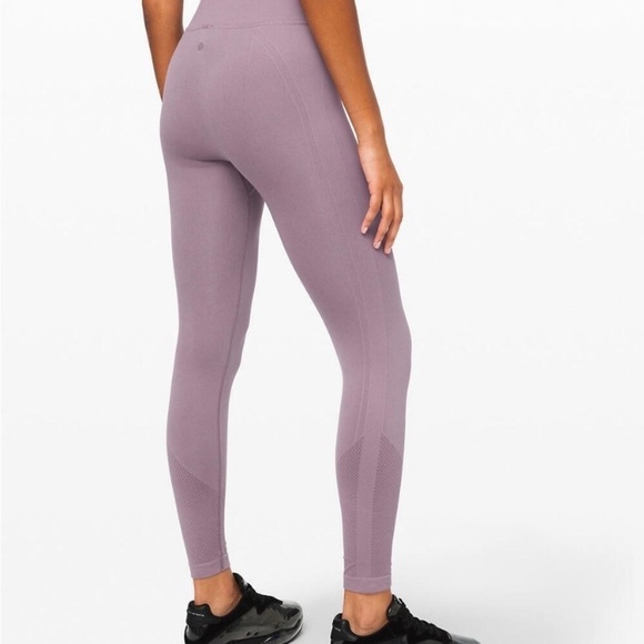 LULULEMON Ebb to Street Legging Frosted Mulberry 10 - Picture 2 of 10